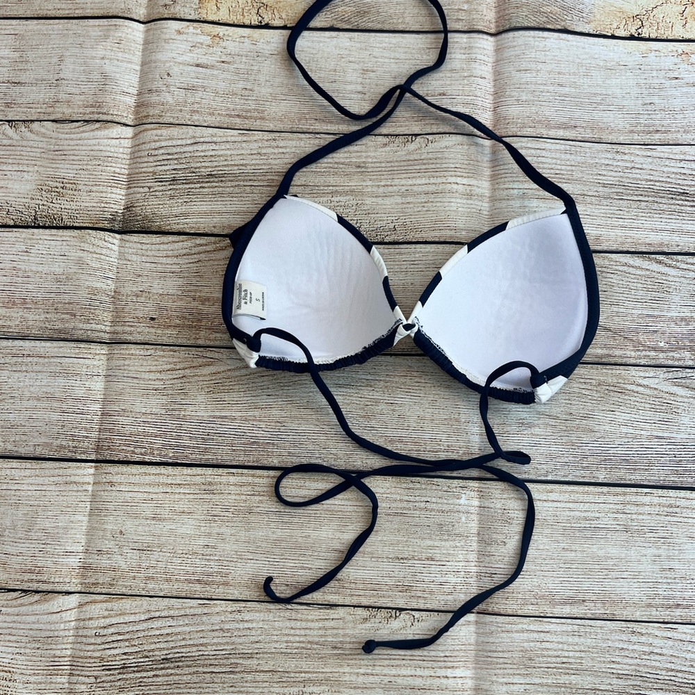bikini top bundle - Picture 7 of 9